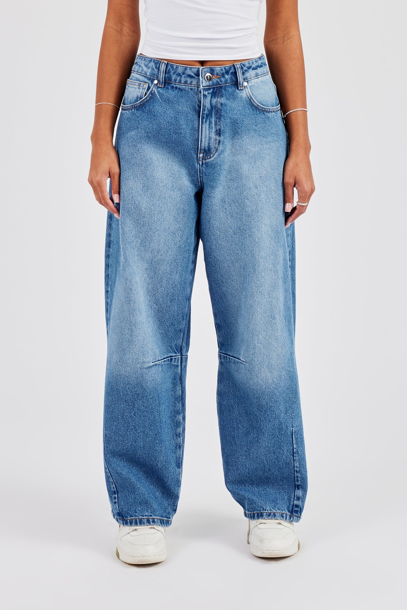 Baggy Balloon Fit Jeans - Mid Blue